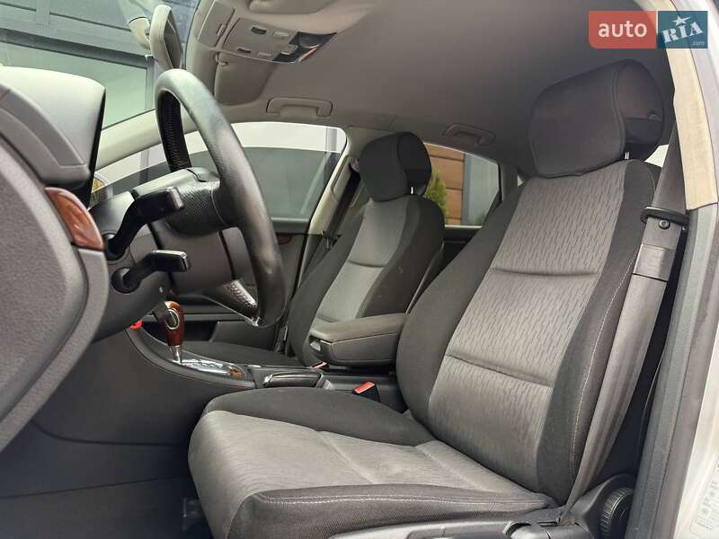 Седан Audi A4 2007 в Ровно