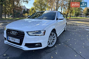 Седан Audi A4 2015 в 
