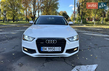 Седан Audi A4 2015 в 