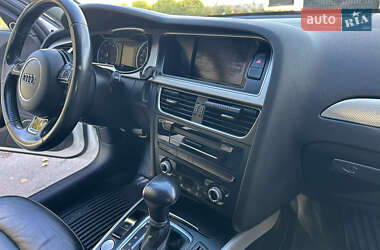 Седан Audi A4 2015 в 