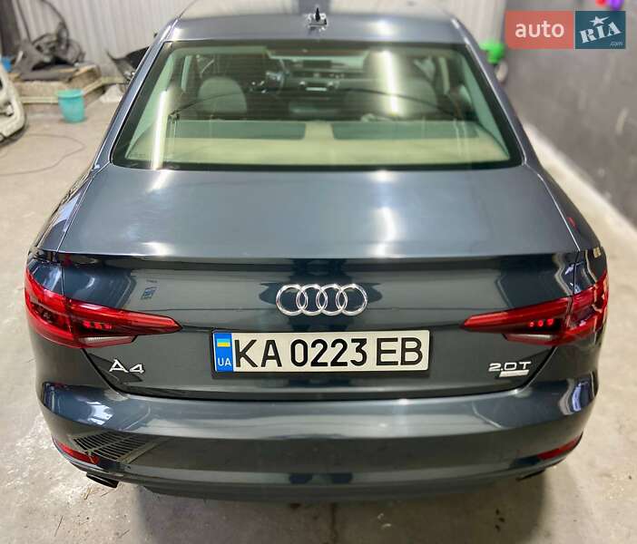 Седан Audi A4 2016 в Киеве