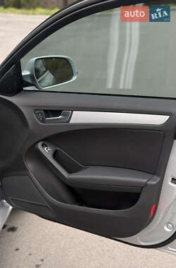 Седан Audi A4 2012 в 