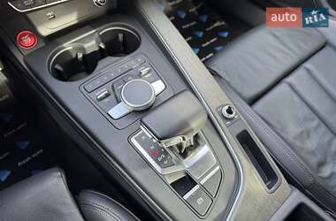 Седан Audi A4 2018 в 