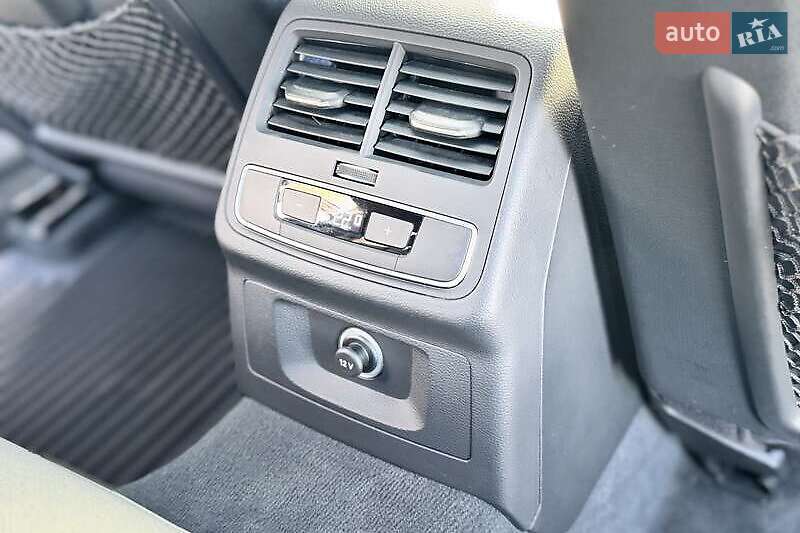 Седан Audi A4 2017 в Львові фото 37 Седан Audi A4 2017 в Львові