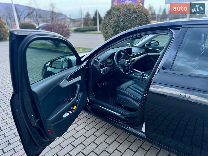 Седан Audi A4 2016 в Виноградові
