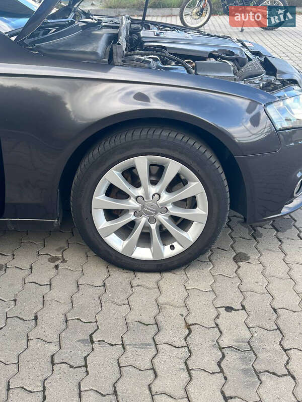 Седан Audi A4 2008 в Тульчине