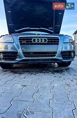 Седан Audi A4 2012 в 