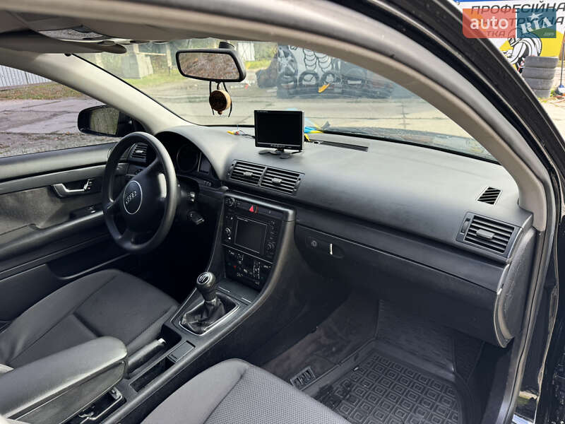 Седан Audi A4 2001 в Івано-Франківську