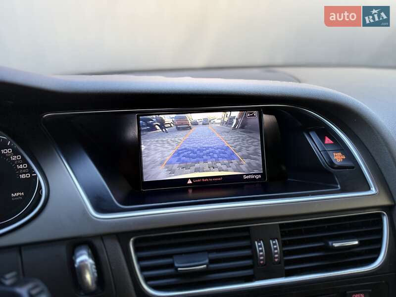 Седан Audi A4 2014 в Львові