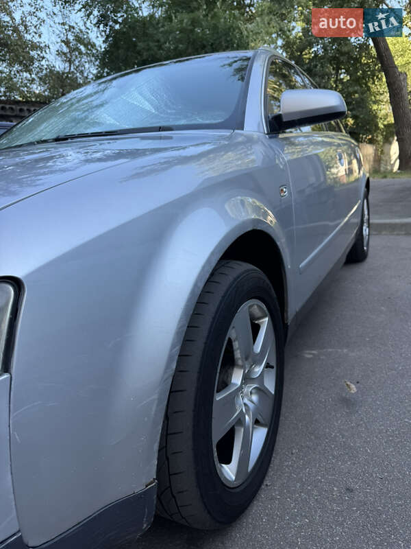 Універсал Audi A4 2002 в Києві