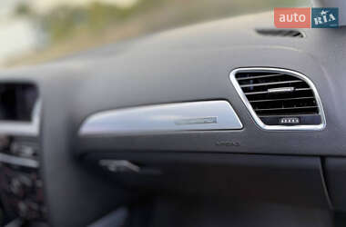 Седан Audi A4 2011 в 