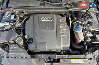 Седан Audi A4 2012 в 