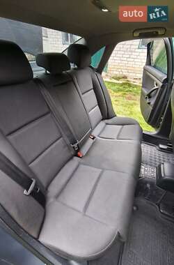 Седан Audi A4 2004 в 