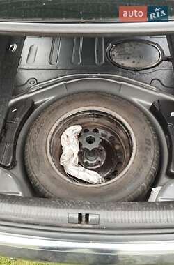 Седан Audi A4 2004 в 