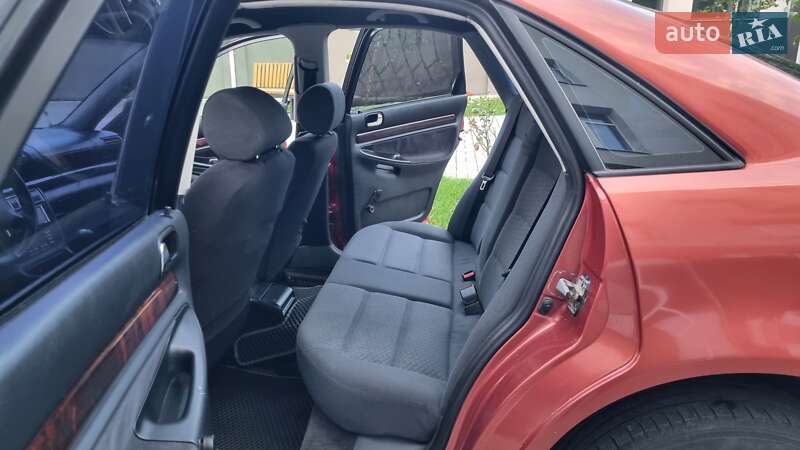 Седан Audi A4 1996 в Луцке