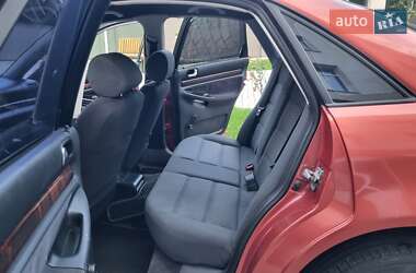 Седан Audi A4 1996 в 