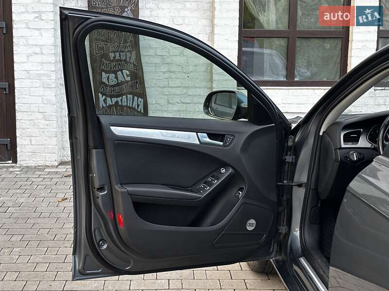 Седан Audi A4 2013 в Красилові