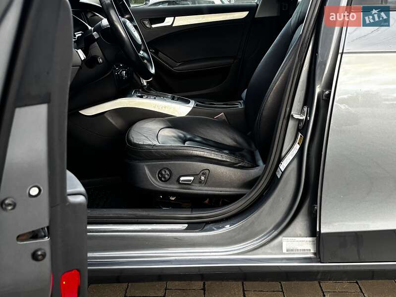 Седан Audi A4 2013 в Красилові