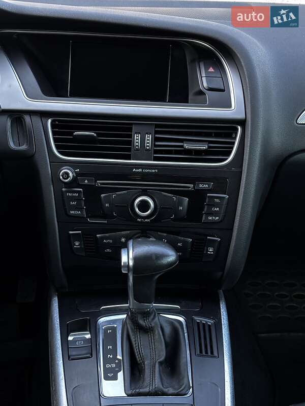 Седан Audi A4 2013 в Красилові