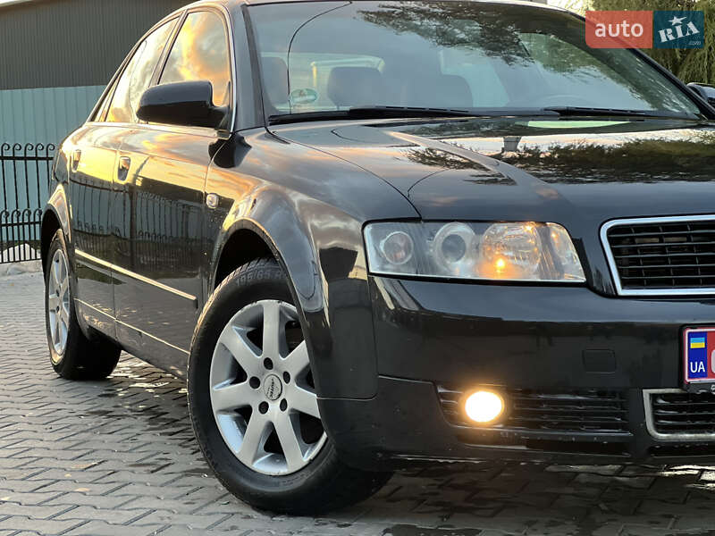 Седан Audi A4 2004 в Тернополе