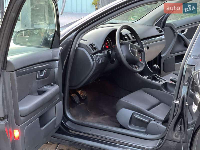Седан Audi A4 2004 в Тернополе