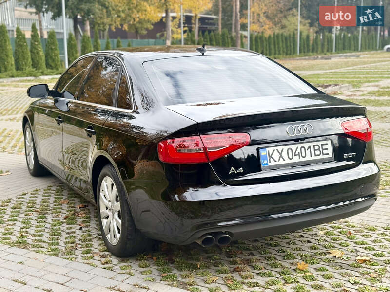 Седан Audi A4 2012 в Харькове