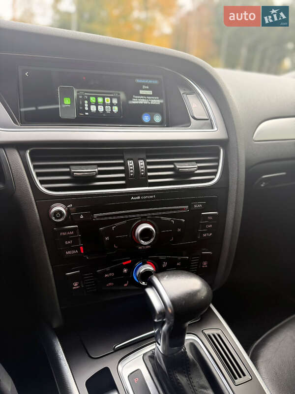 Седан Audi A4 2012 в Харькове