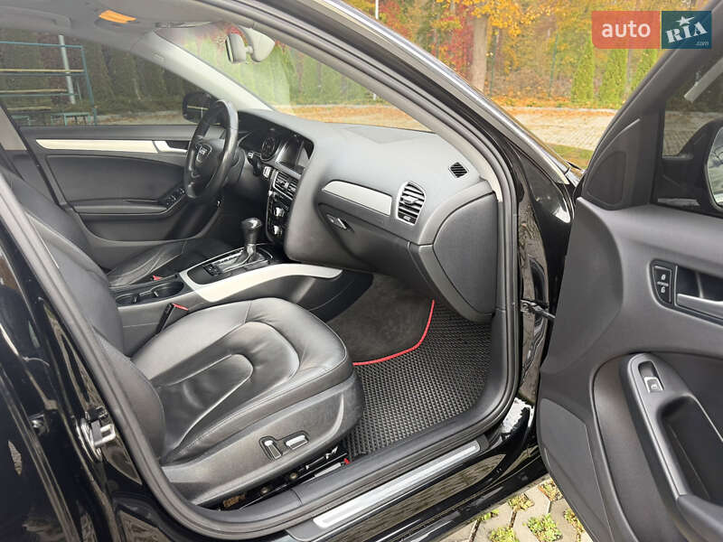 Седан Audi A4 2012 в Харькове