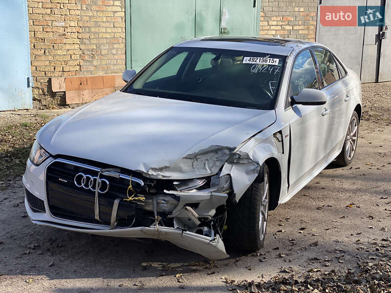 Седан Audi A4 2015 в Киеве
