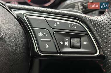 Седан Audi A4 2017 в 