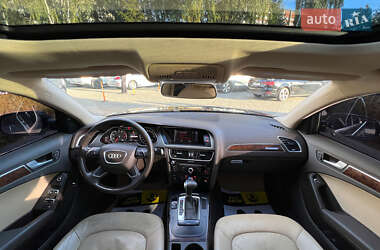 Седан Audi A4 2012 в 