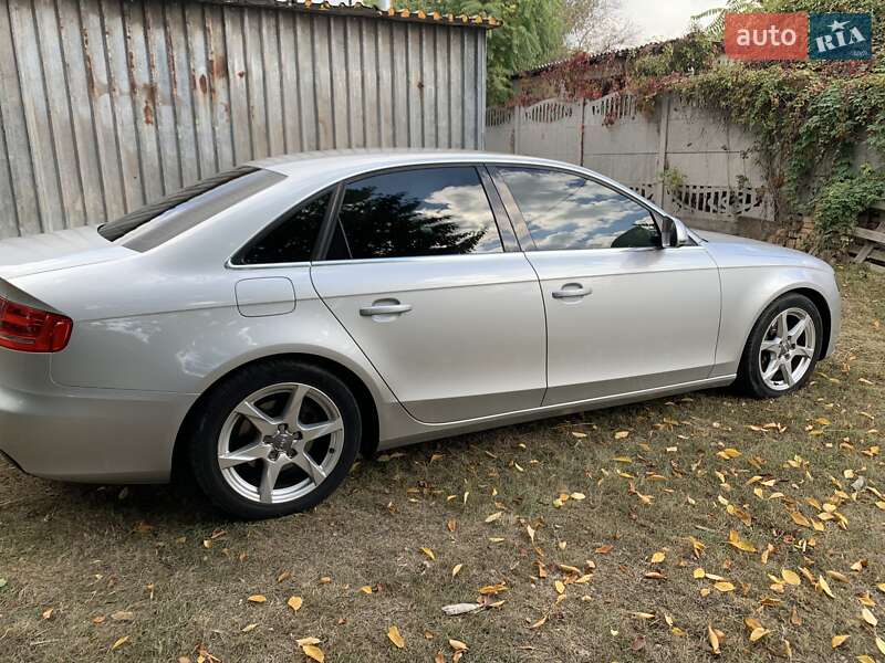 Седан Audi A4 2008 в Запоріжжі