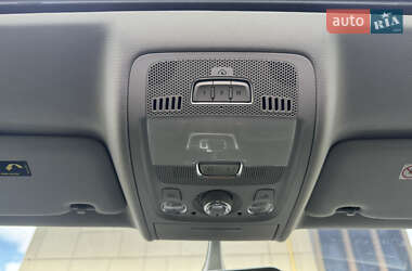 Седан Audi A4 2012 в  фото 14 Седан Audi A4 2012 в