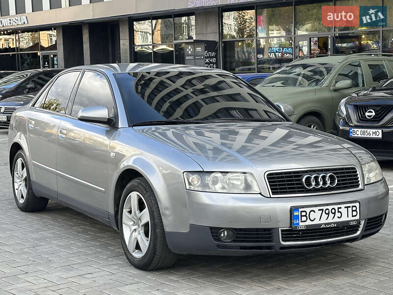 Седан Audi A4 2002 в Львові