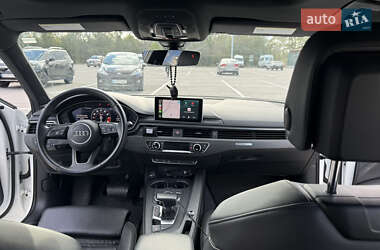 Седан Audi A4 2018 в 