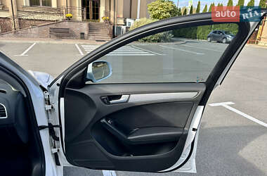 Седан Audi A4 2014 в 