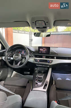 Универсал Audi A4 2017 в 