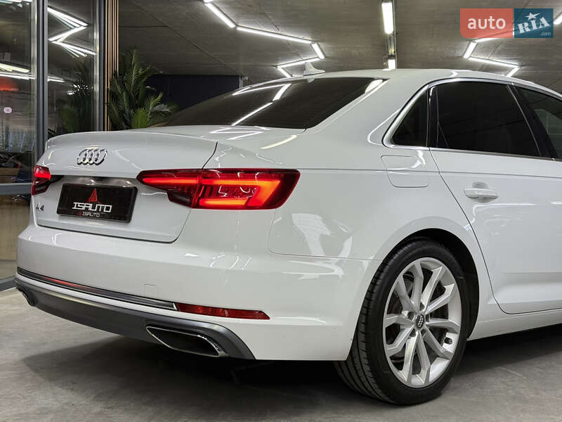 Седан Audi A4 2018 в Одессе