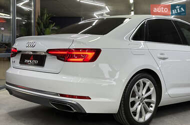 Седан Audi A4 2018 в 