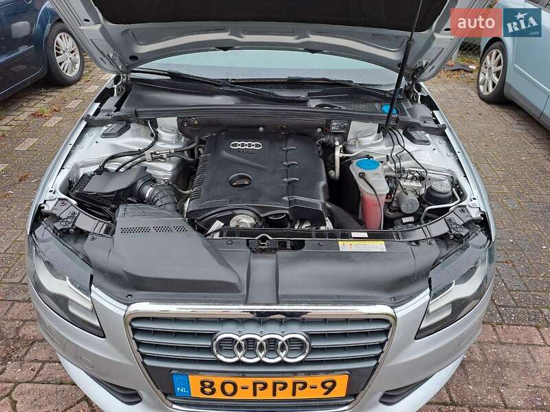 Универсал Audi A4 2010 в Киеве