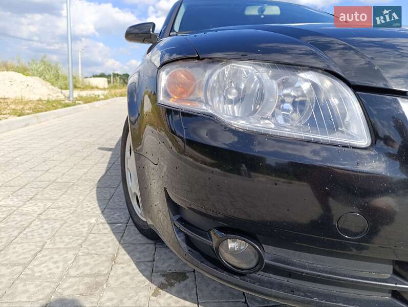 Седан Audi A4 2004 в Львове