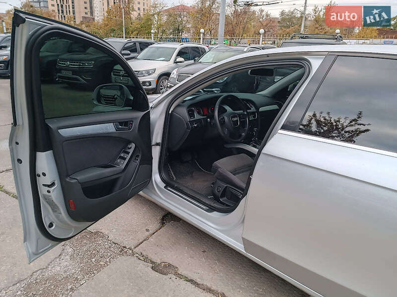 Седан Audi A4 2008 в Харькове