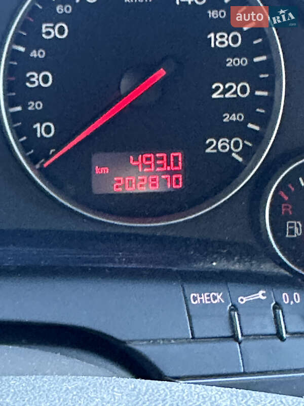 Седан Audi A4 2003 в Збаражі