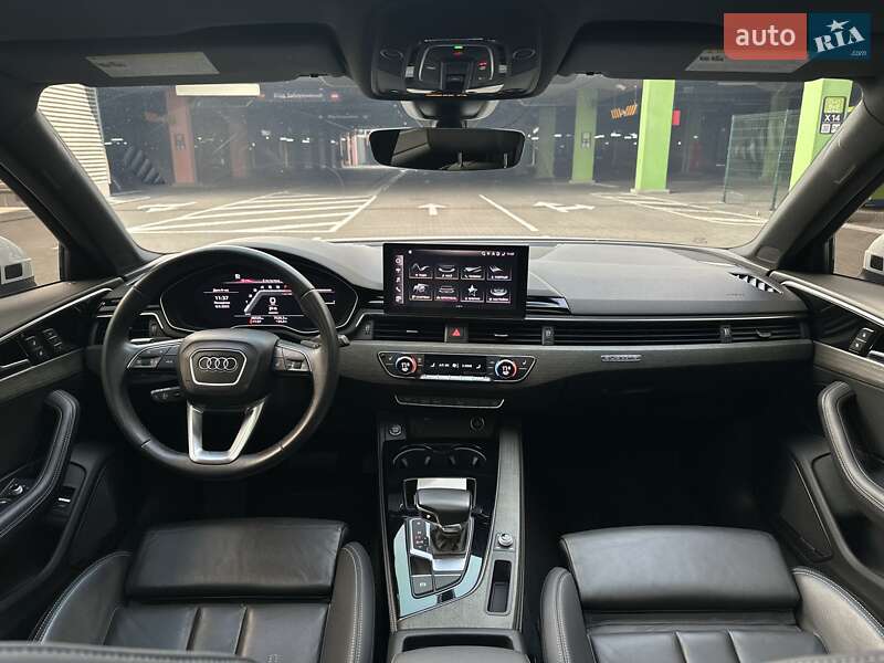 Седан Audi A4 2022 в Киеве