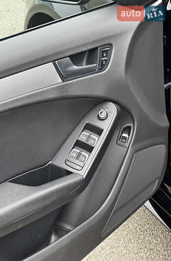 Седан Audi A4 2015 в 