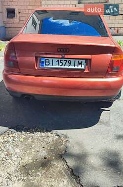 Седан Audi A4 1996 в 