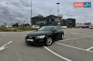Седан Audi A4 2019 в Киеве