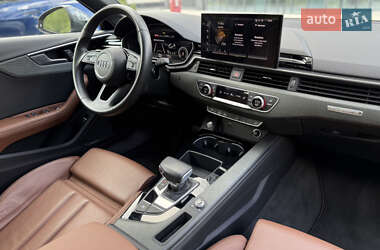 Седан Audi A4 2021 в 