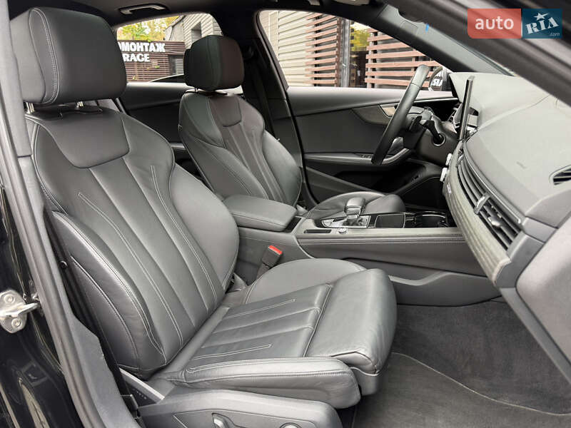 Седан Audi A4 2023 в Киеве