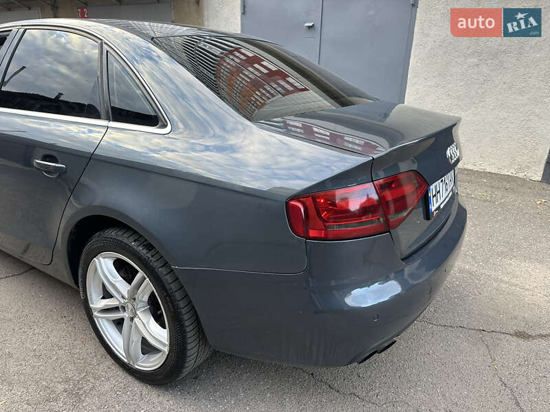 Седан Audi A4 2008 в Одесі